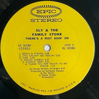 Sly & The Family Stone – There's A Riot Goin' On VG+